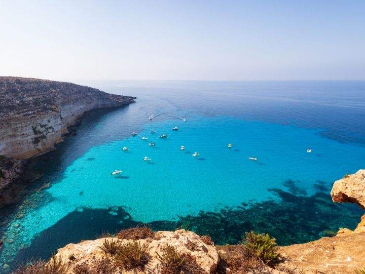 Lampedusa scorcio sul mare, vista dall'alto